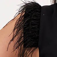 Fekete krepp ceruza ruha tollas díszítéssel és bross kiegészítővel - StarShinerS