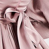 Krémszínű vékony szatén anyagú midi harang ruha öv tipusú kiegészitővel gyöngy díszítéssel - StarShinerS