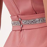 Púder rózsaszín rugalmas szövetü aszimetrikus harang ruha csillogó díszítéssel - StarShinerS