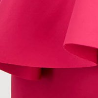 Pink midi neopren ceruza ruha derekán fodros csillogó kiegészítővel