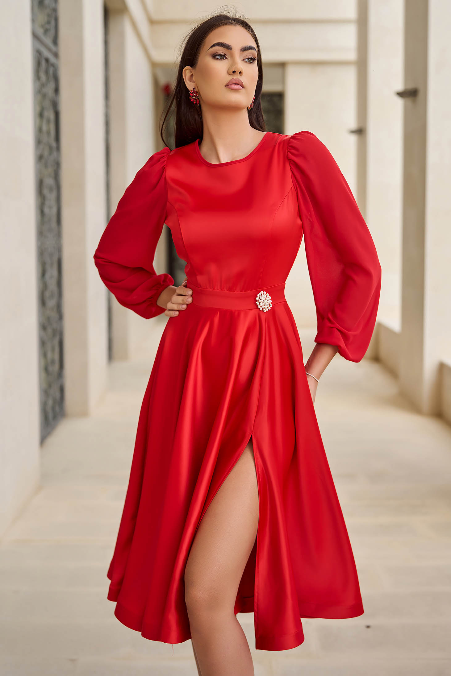 - StarShinerS red dress taffeta midi cloche with veil sleeves