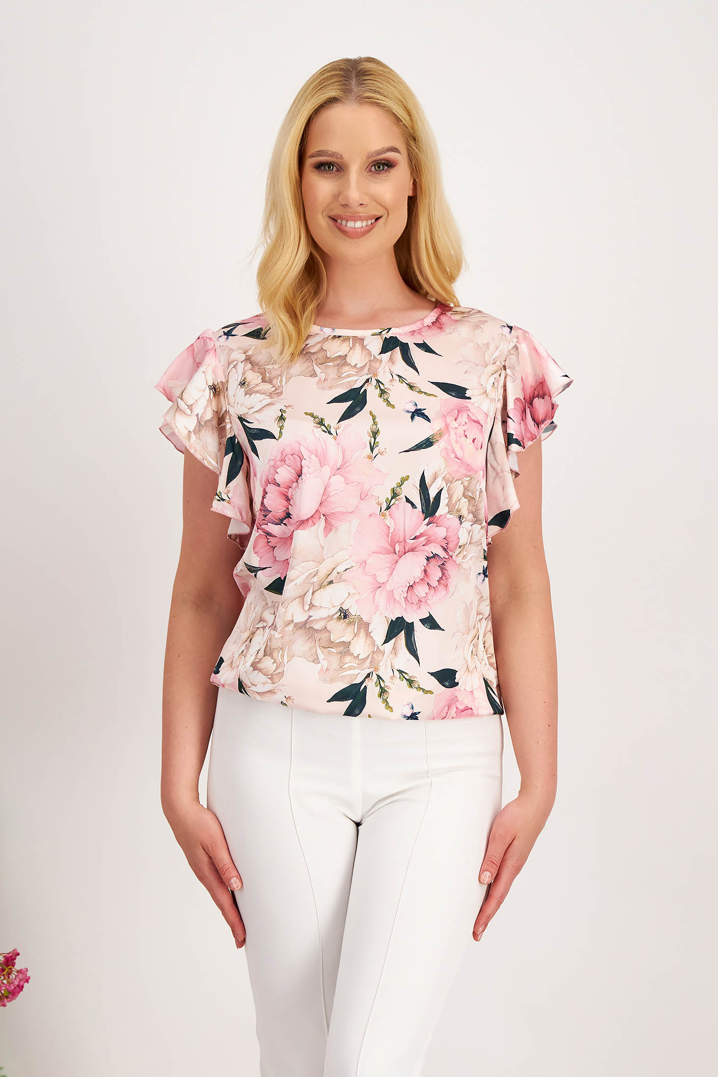 - StarShinerS women`s blouse light material loose fit with floral print