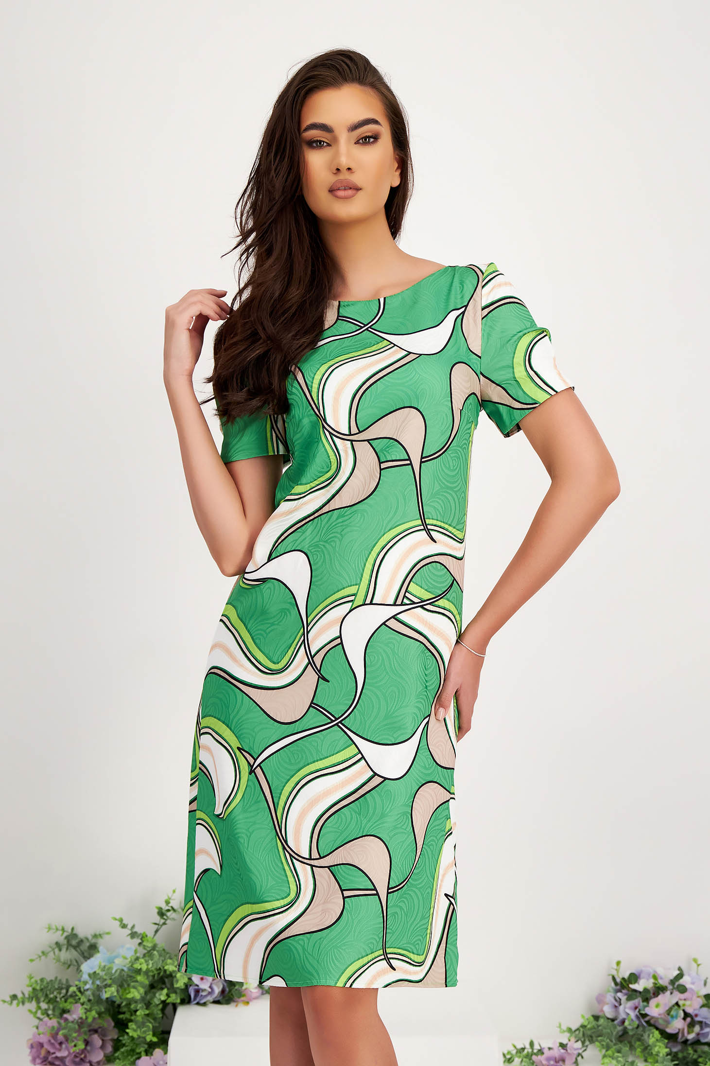 Green short cut straight dress, thin fabric