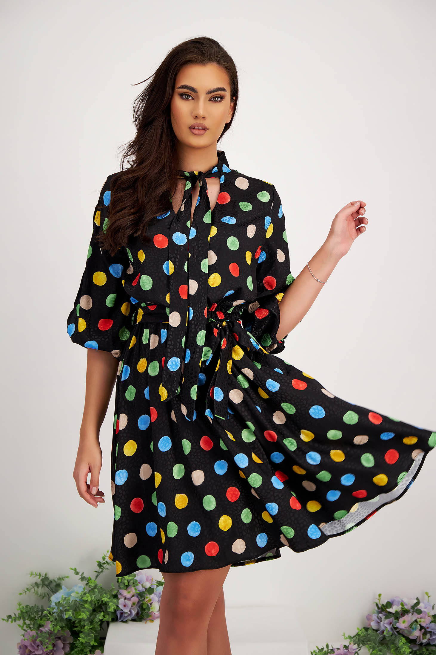 Rochie din material subtire satinat in clos cu elastic in talie si guler tip esarfa 1 - StarShinerS.ro