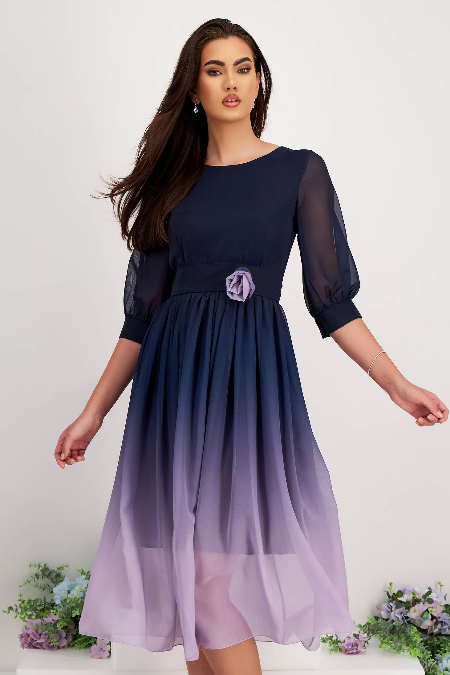 Rochie din voal in degrade mov midi in clos cu brosa florala - StarShinerS 1 - StarShinerS.ro