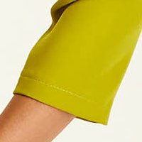 Rugalmas szövetü ceruza ruha - khaki zöld, oldalt zsebekkel, háromnegyedes ujjakkal - StarShinerS