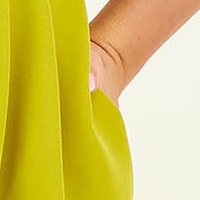 Rugalmas szövetü ceruza ruha - khaki zöld, oldalt zsebekkel, háromnegyedes ujjakkal - StarShinerS
