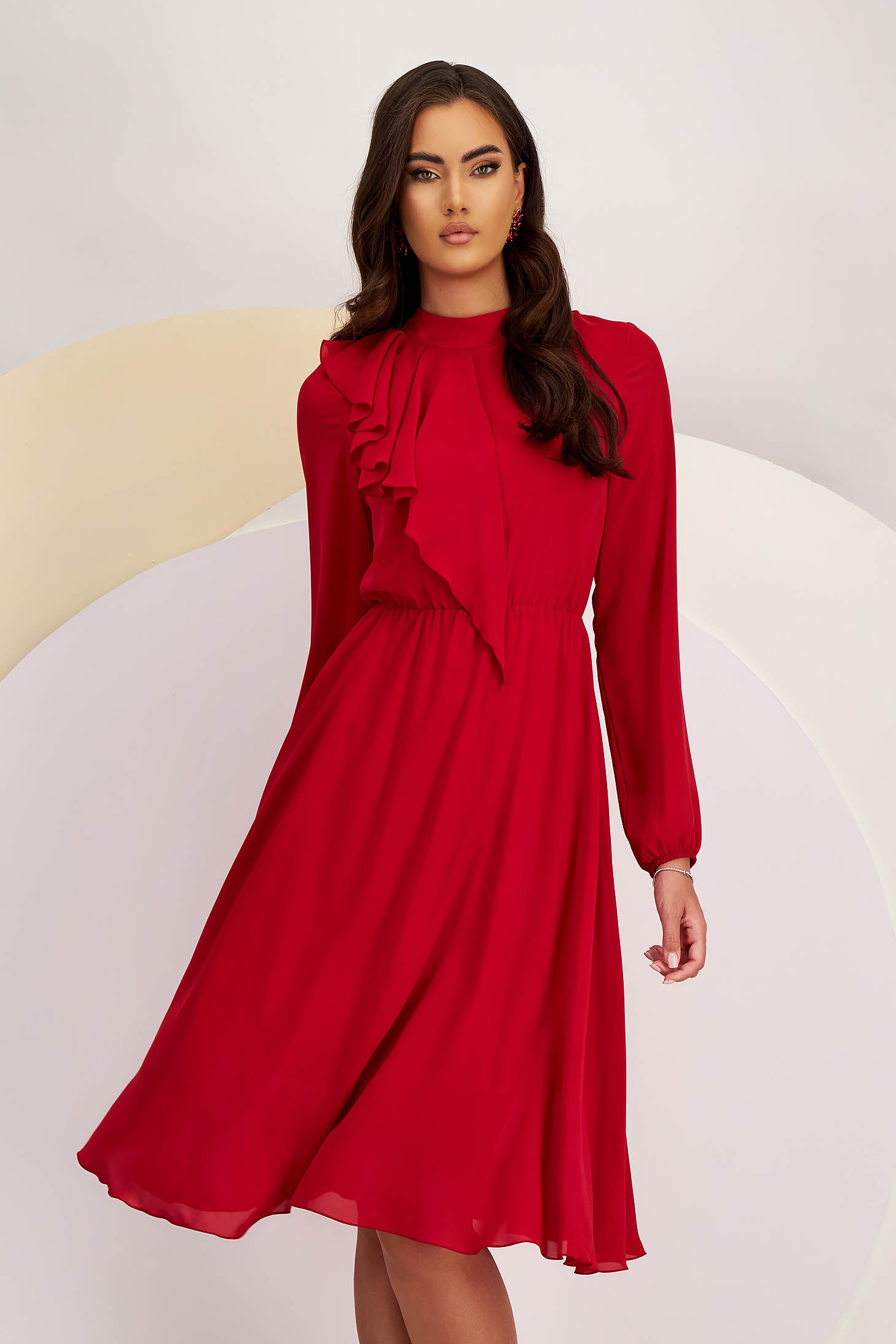 Piros muszlin midi ruha, harang alakú gumirozott derékrésszel 1 - StarShinerS.hu