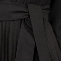 Fekete PrettyGirl rakott midi ruha szövetből, elasztikus derékkal