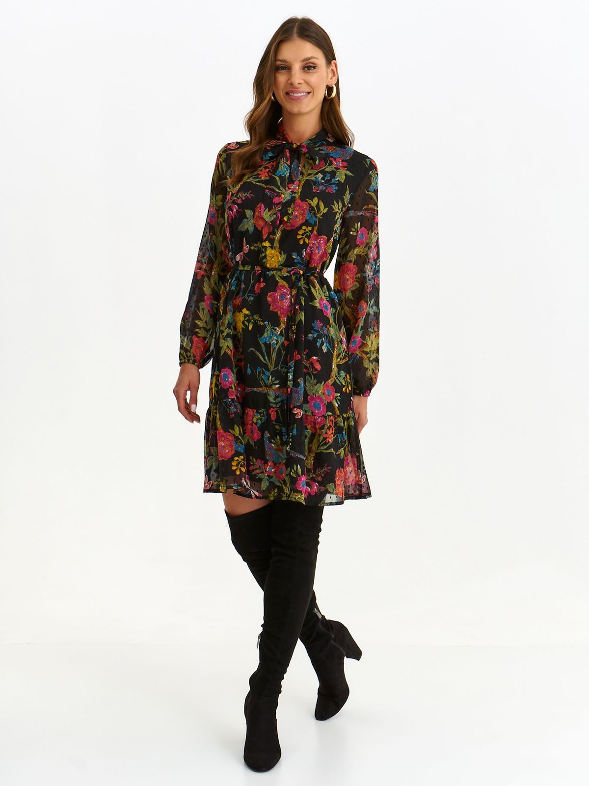 Rochie din voal neagra cu croi larg accesorizata cu cordon in talie si maneci bufante - Top Secret