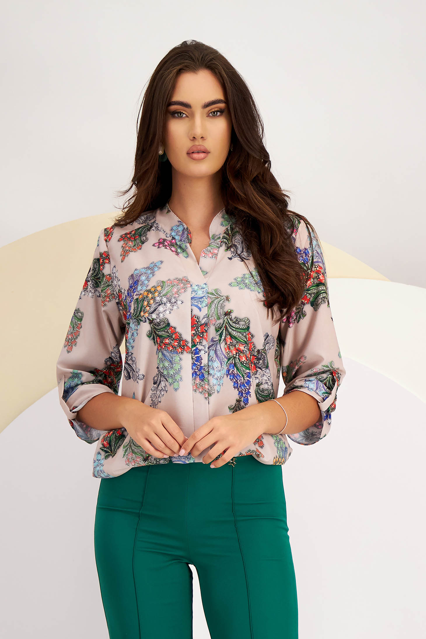 Lady's blouse made of thin material with a loose fit and Russian collar - Lady Pandora
