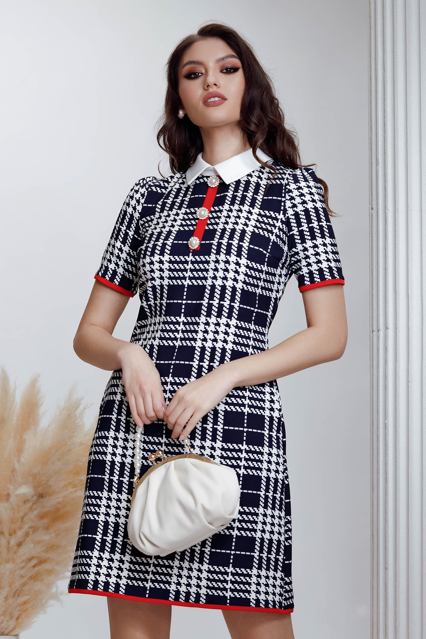 Dress elastic cloth short cut a-line lateral pockets