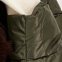 Vízlepergető hosszú szűkített dzseki - khaki, eltávolítható kapucnival és műszőrme részekkel a kapucnin