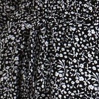 Vékony anyagú rövid harang ruha - fekete, gumirozott derékrésszel