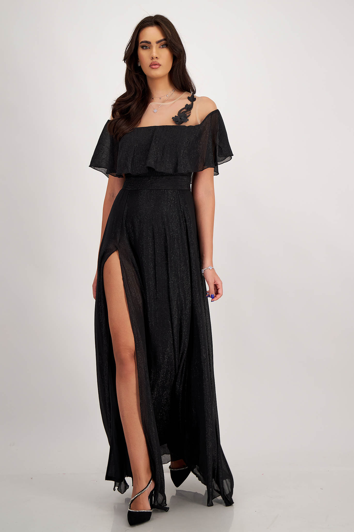 Black long chiffon dress with glitter inserts, flared with a slit on the leg - Artista