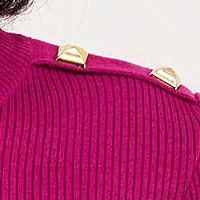 Kötött szűk szabású pulóver - pink, vállrésznél szegecsekkel díszített
