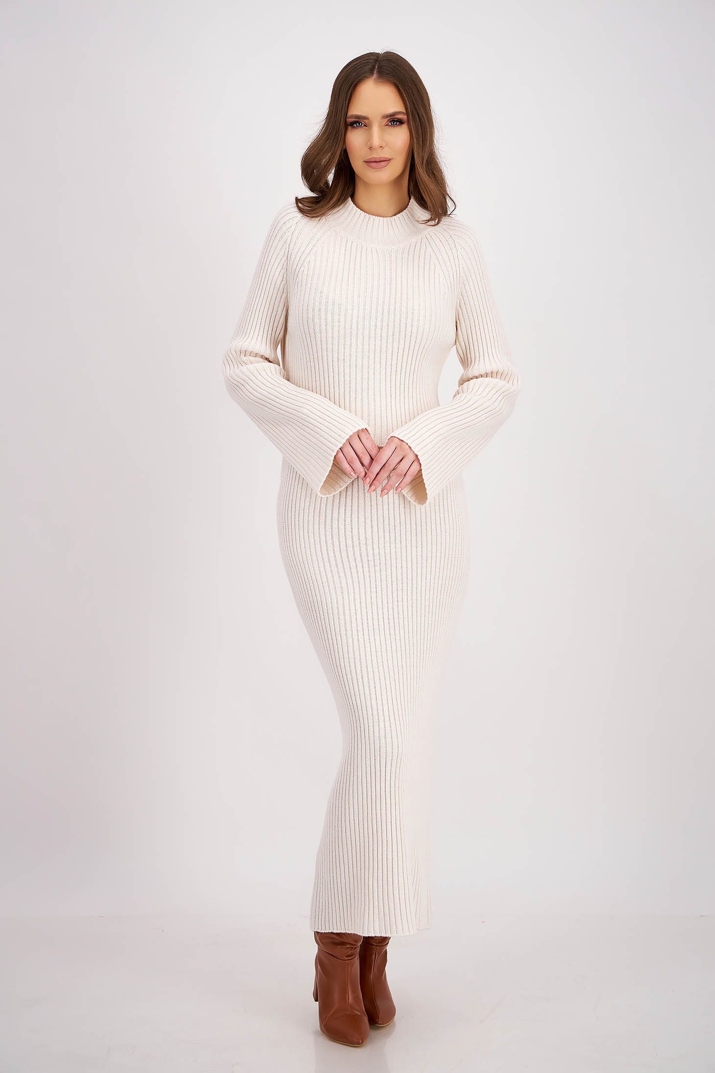 Ivory Knit Fitted Outfit - SunShine