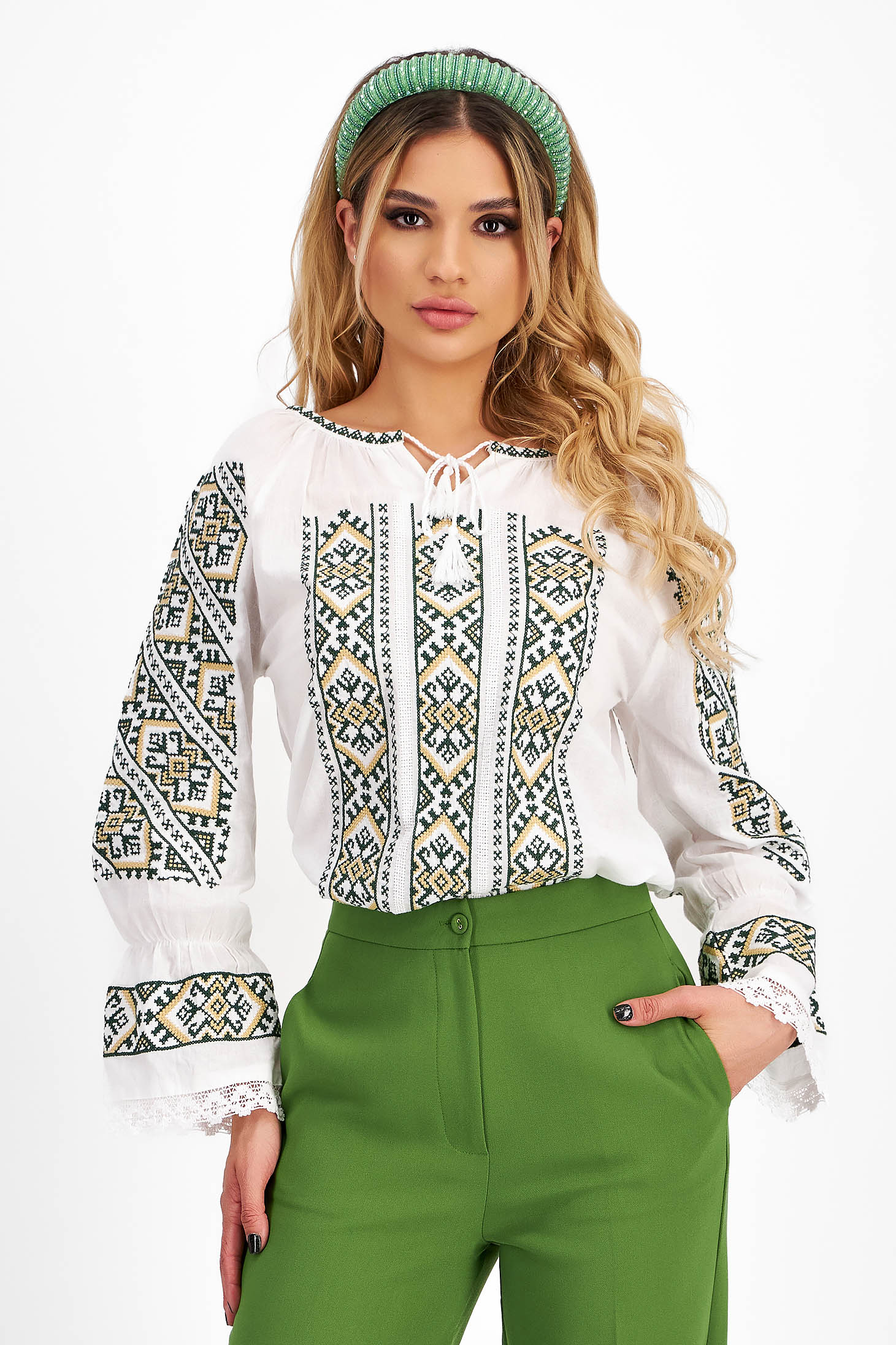 Cotton blouse with wide cut embroidered with traditional motifs - SunShine