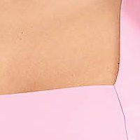 Világos rózsaszínű rövid harang ruha enyhén rugalmas szövetből - StarShinerS