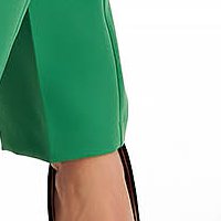 Női kosztüm zöld rugalmas szövet övvel ellátva