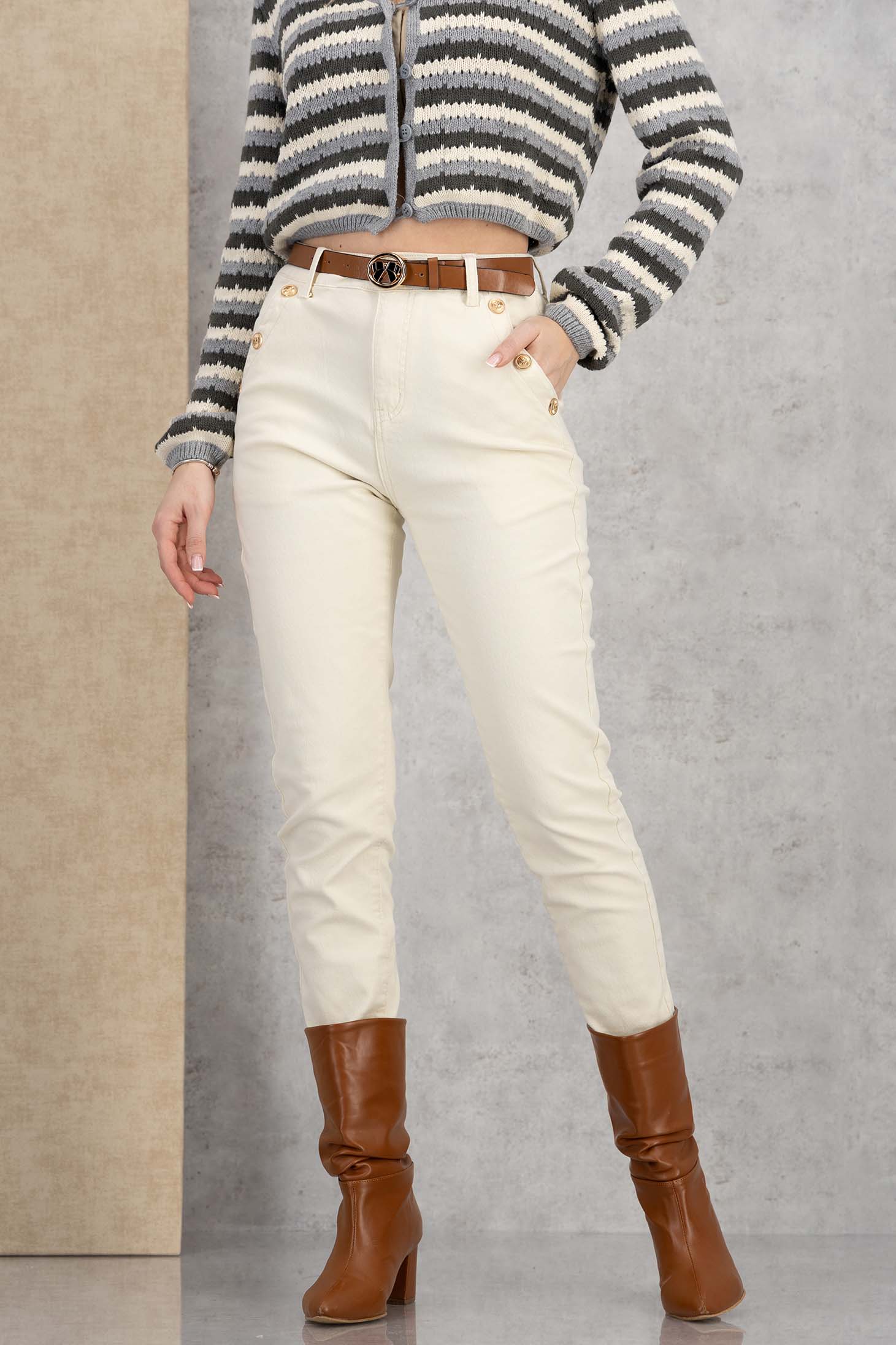 Blugi lungi bej skinny cu talie inalta si accesoriu tip curea 1 - StarShinerS.ro