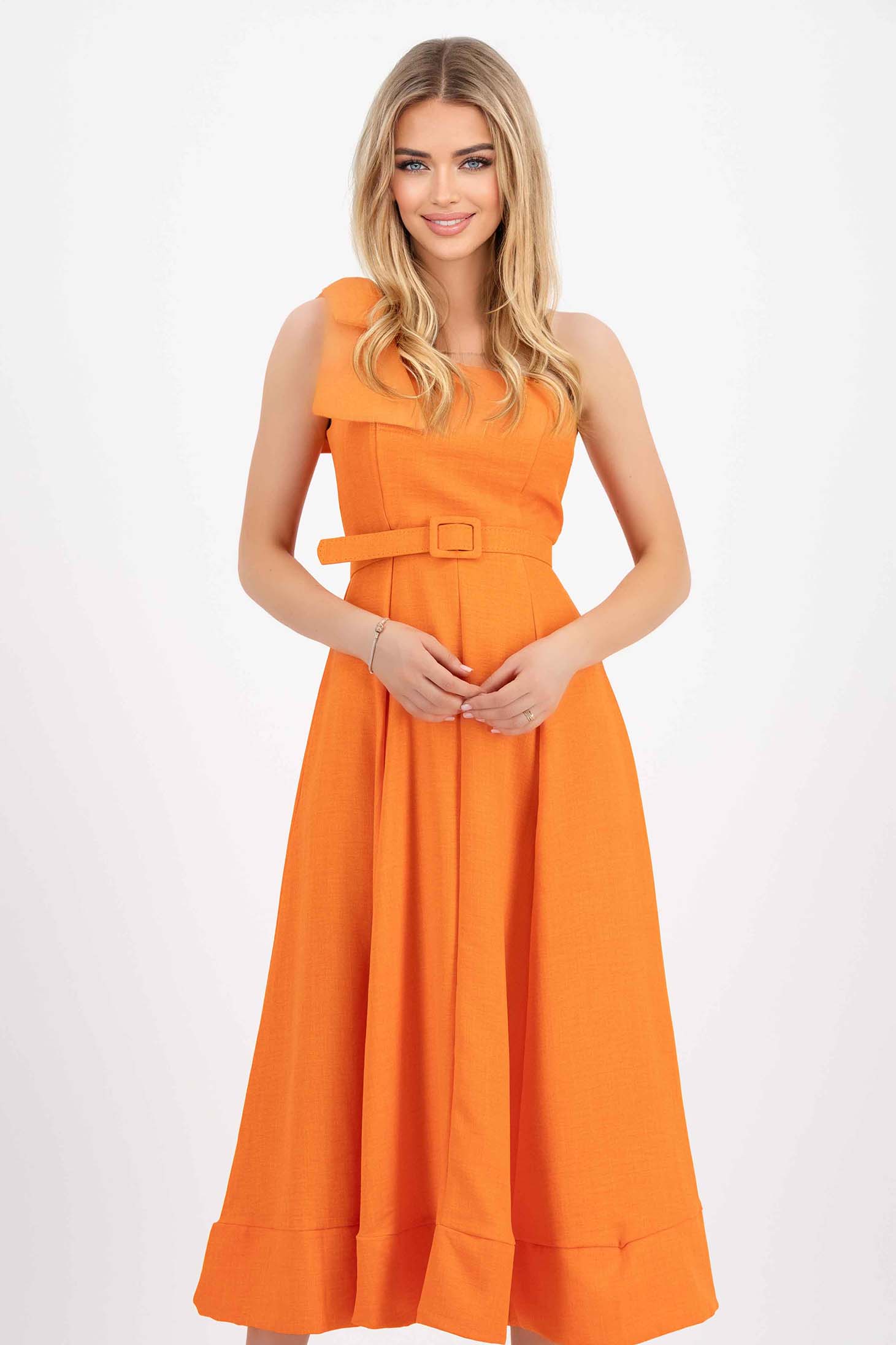 Rochie din bumbac portocalie midi in clos pe umar accesorizata cu funda tridimensionala 1 - StarShinerS.ro