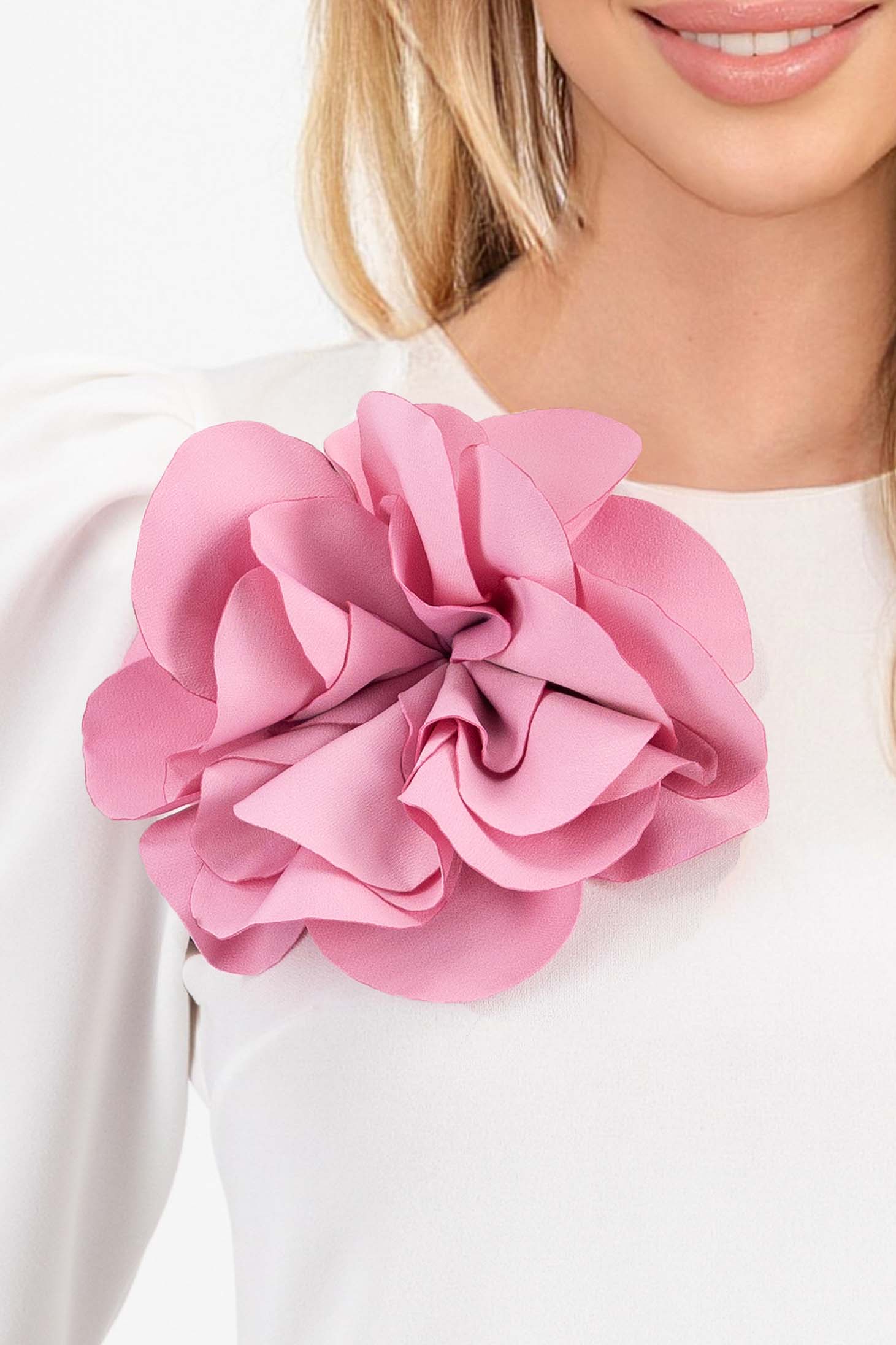 Brosa florala maxi din stofa elastica roz-deschis - StarShinerS 1 - StarShinerS.ro