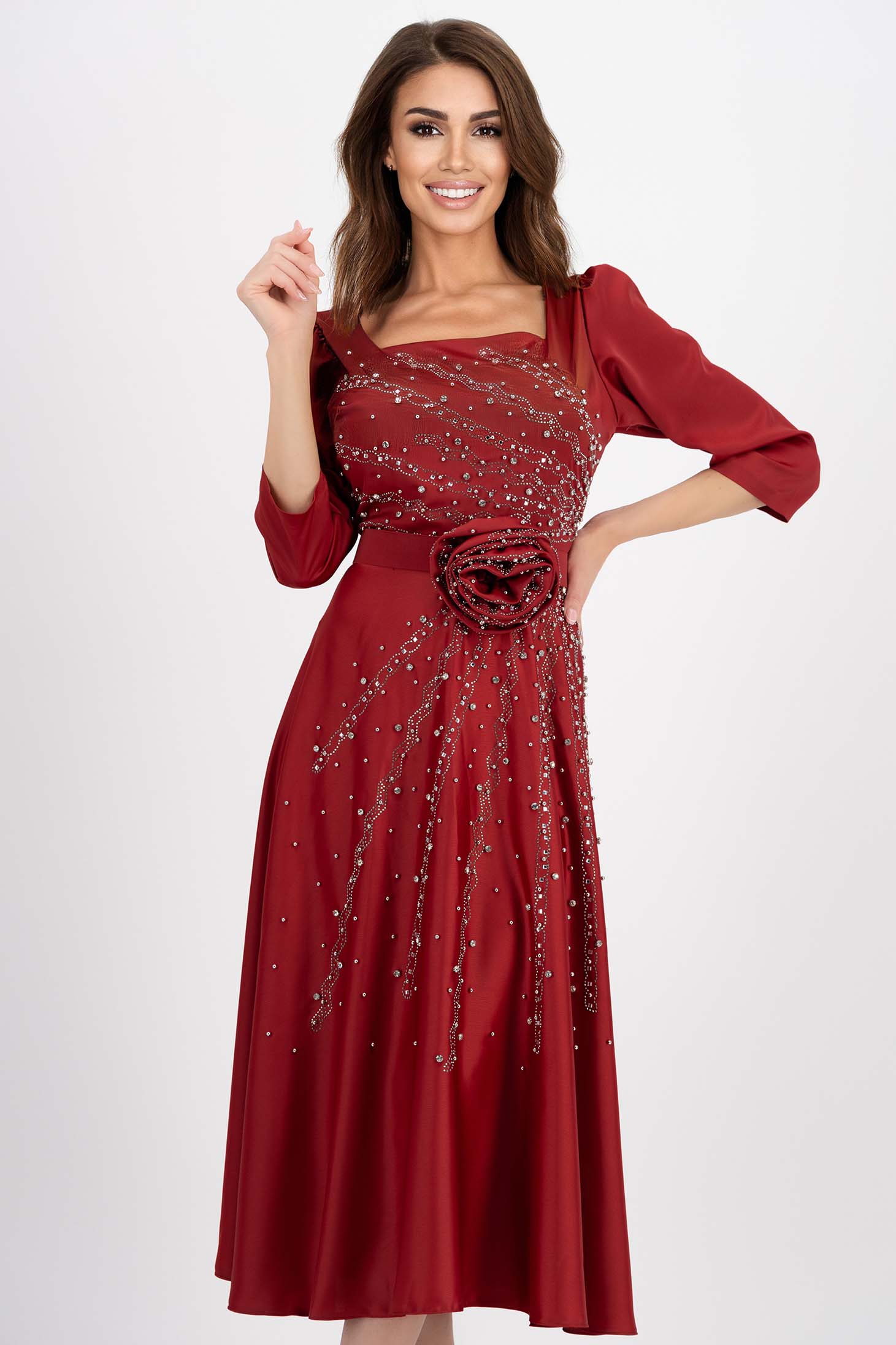 Burgundija haljina saten midi cloche strass 1 - StarShinerS.hr