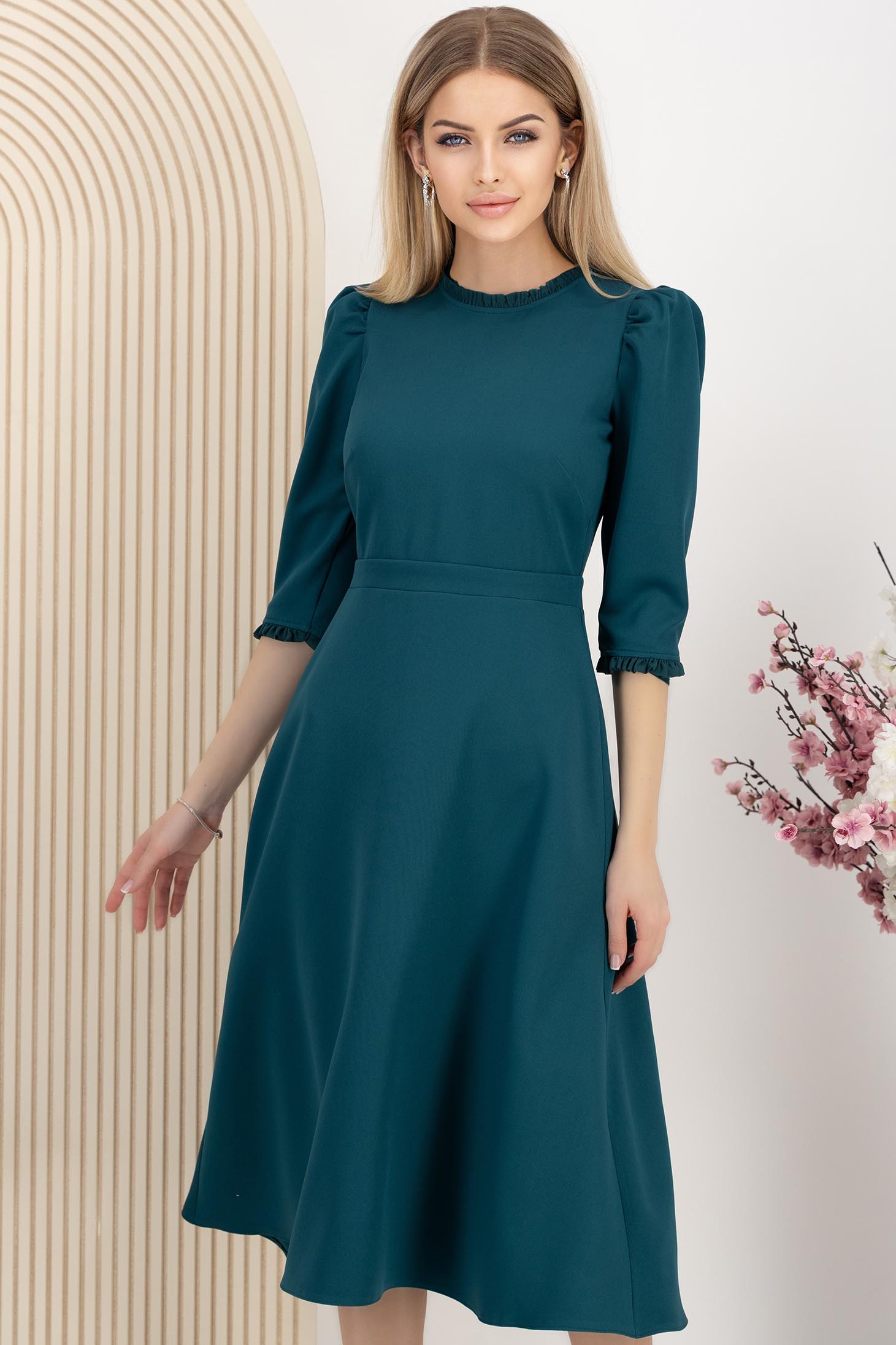 Rochie din stofa elastica verde petrol midi in clos cu umeri bufanti - StarShinerS 1 - StarShinerS.ro