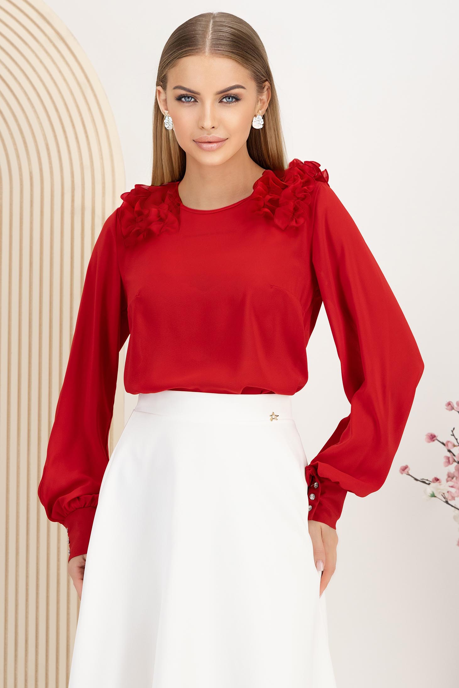 Bluza dama din voal rosie cu croi larg si volanase la umeri - StarShinerS 1 - StarShinerS.ro