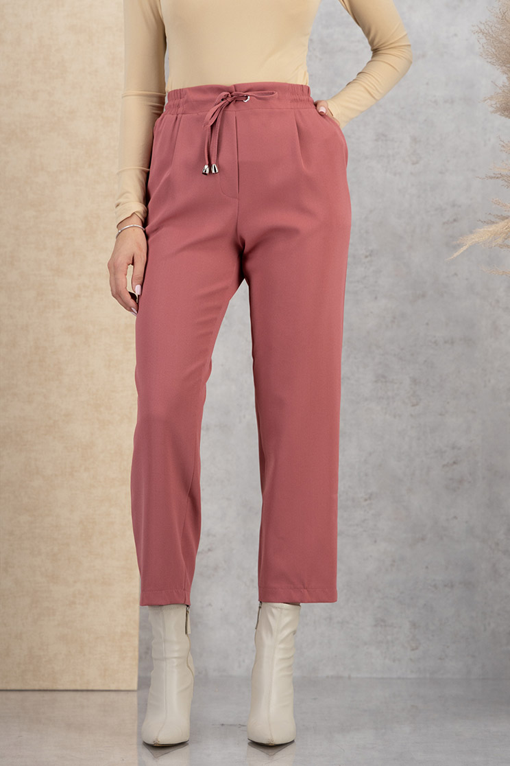 Pantaloni din stofa elastica roz prafuit cu un croi drept si elastic in talie cu buzunare laterale 1 - StarShinerS.ro