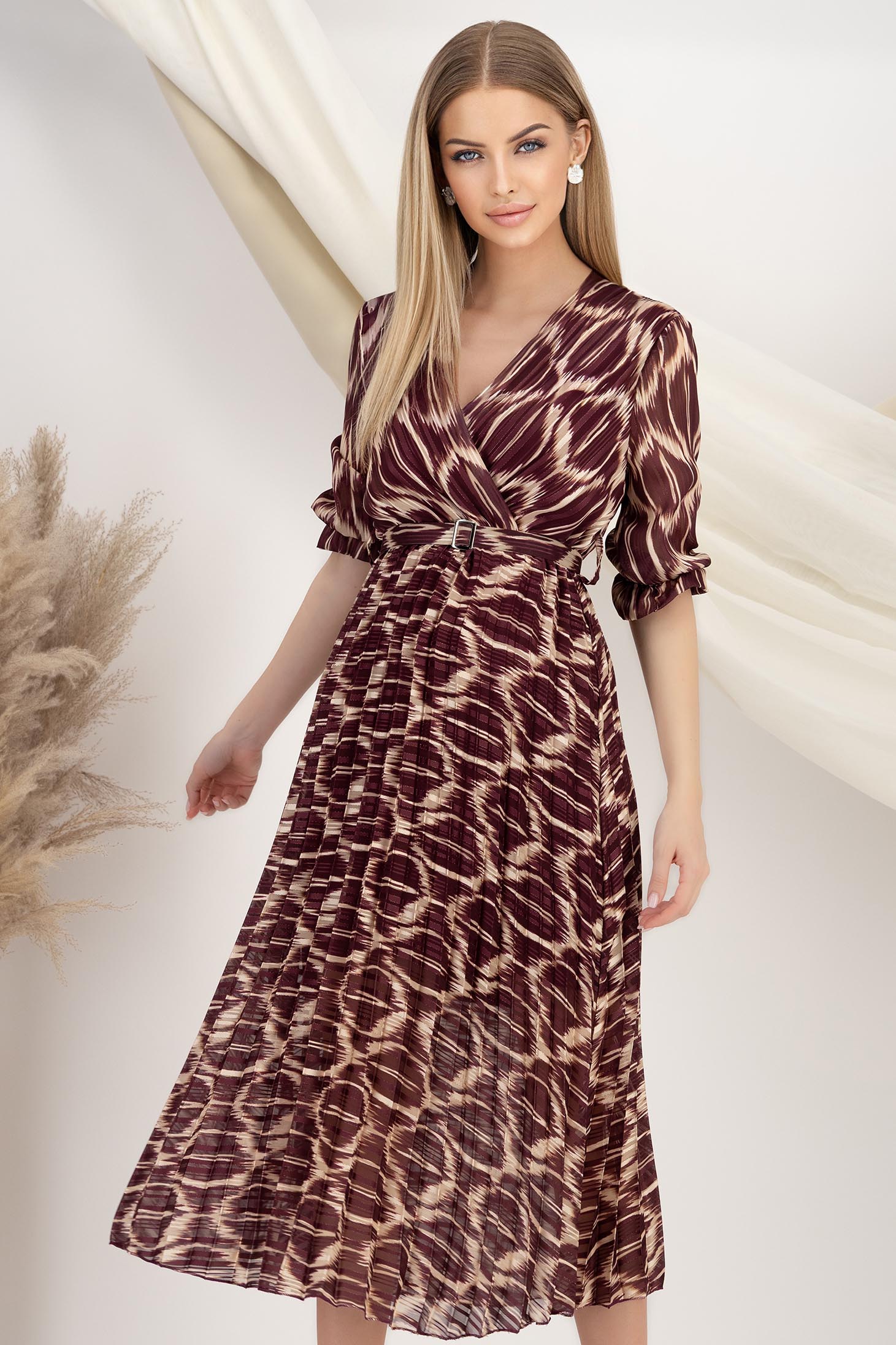 Rochie plisata din voal mov midi in clos cu elastic in talie si accesoriu tip curea 1 - StarShinerS.ro