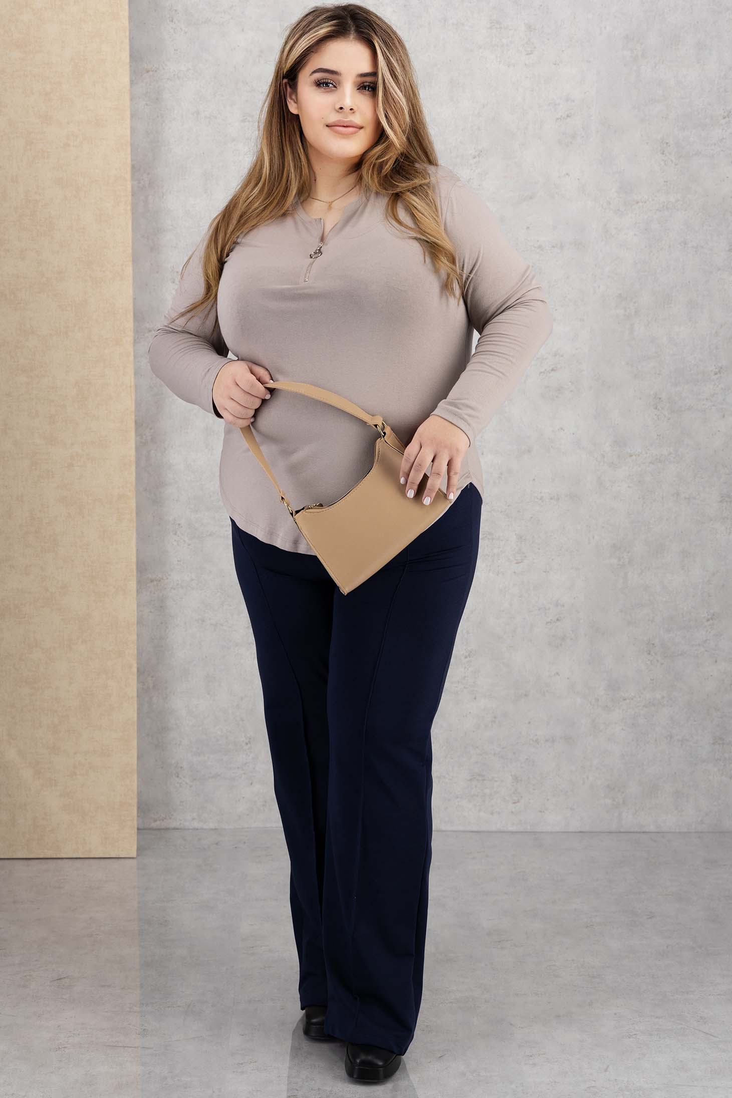 Pantaloni din bumbac bleumarin evazati cu elastic in talie 1 - StarShinerS.ro