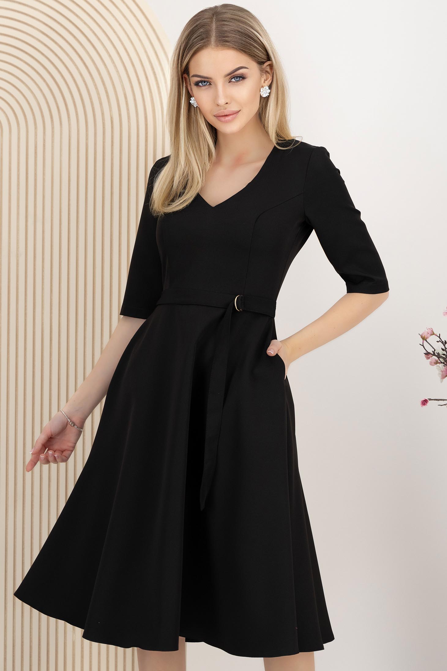 Rochie din stofa elastica neagra midi in clos cu accesoriu tip curea - StarShinerS 1 - StarShinerS.ro