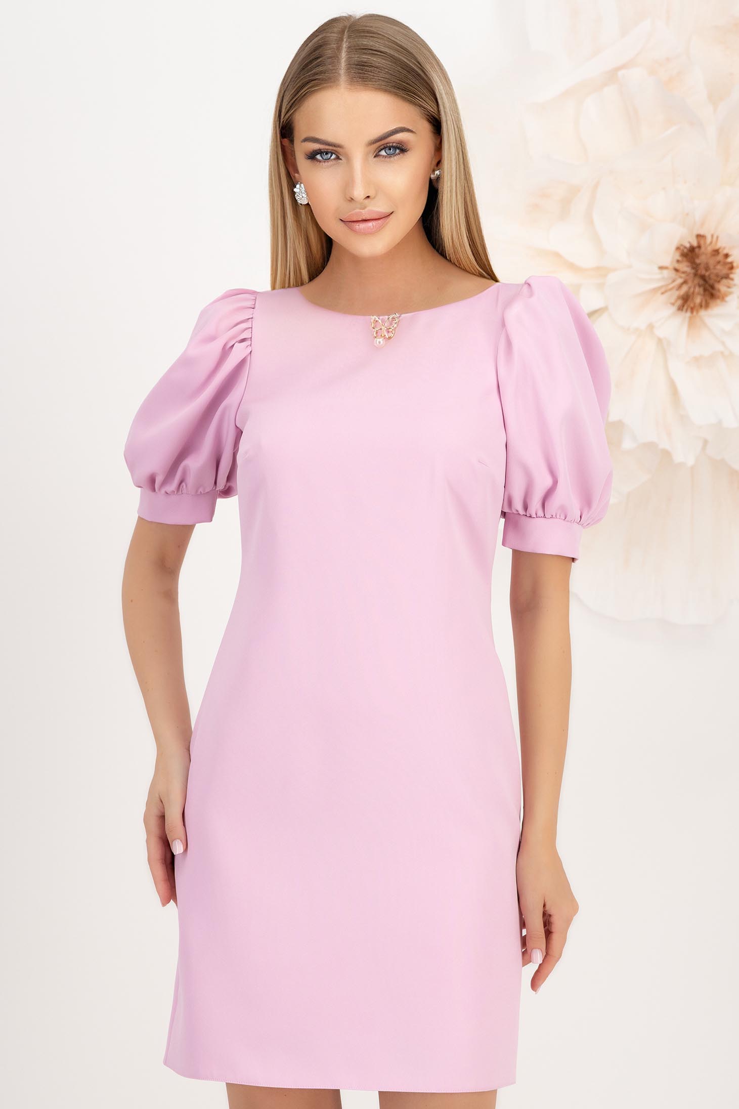 Rochie din stofa elastica roz-deschis scurta cu un croi drept si maneci scurte bufante - StarShinerS 1 - StarShinerS.ro