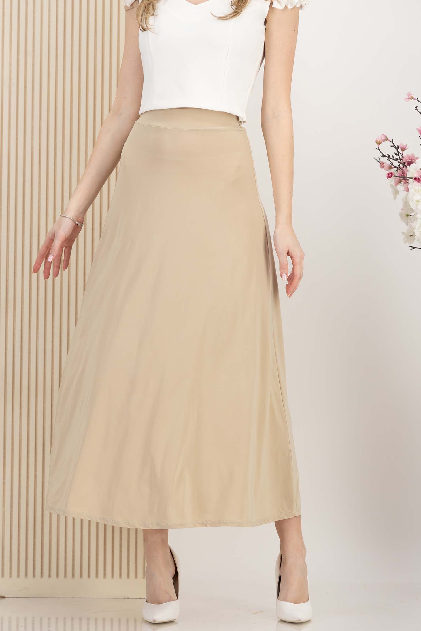 Fusta din lycra crem midi in clos cu elastic in talie 1 - StarShinerS.ro