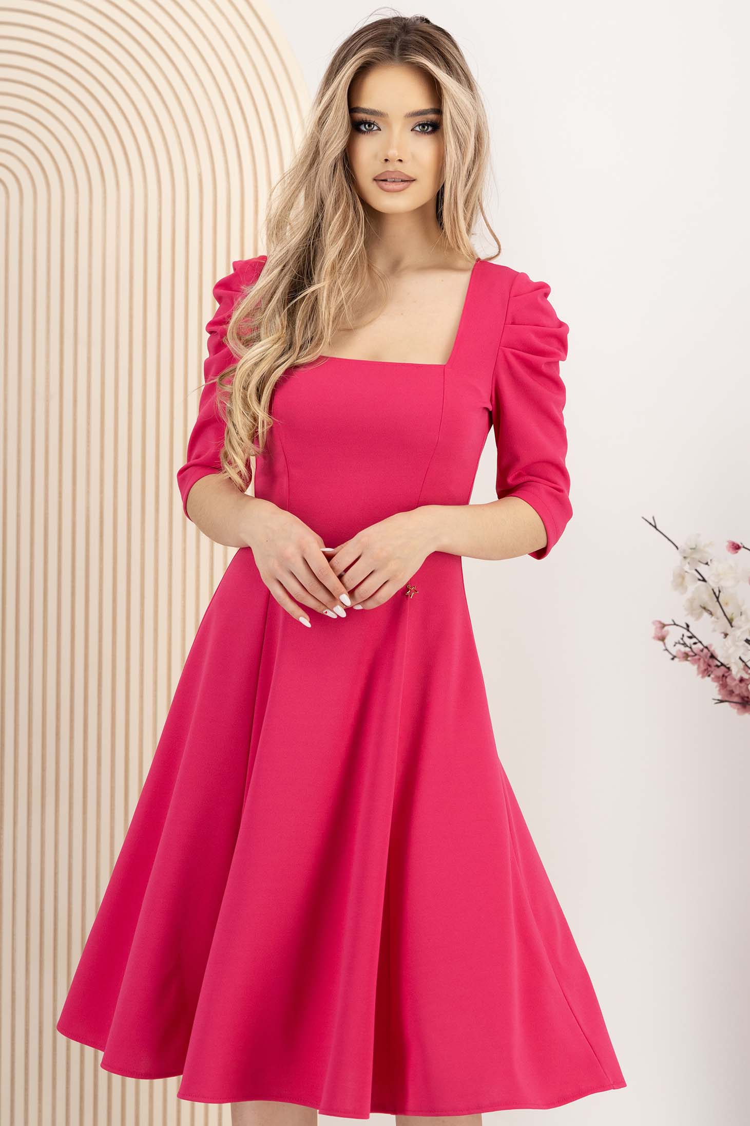Rochie din crep fuchsia midi in clos cu umeri bufanti si decolteu patrat - StarShinerS 1 - StarShinerS.ro