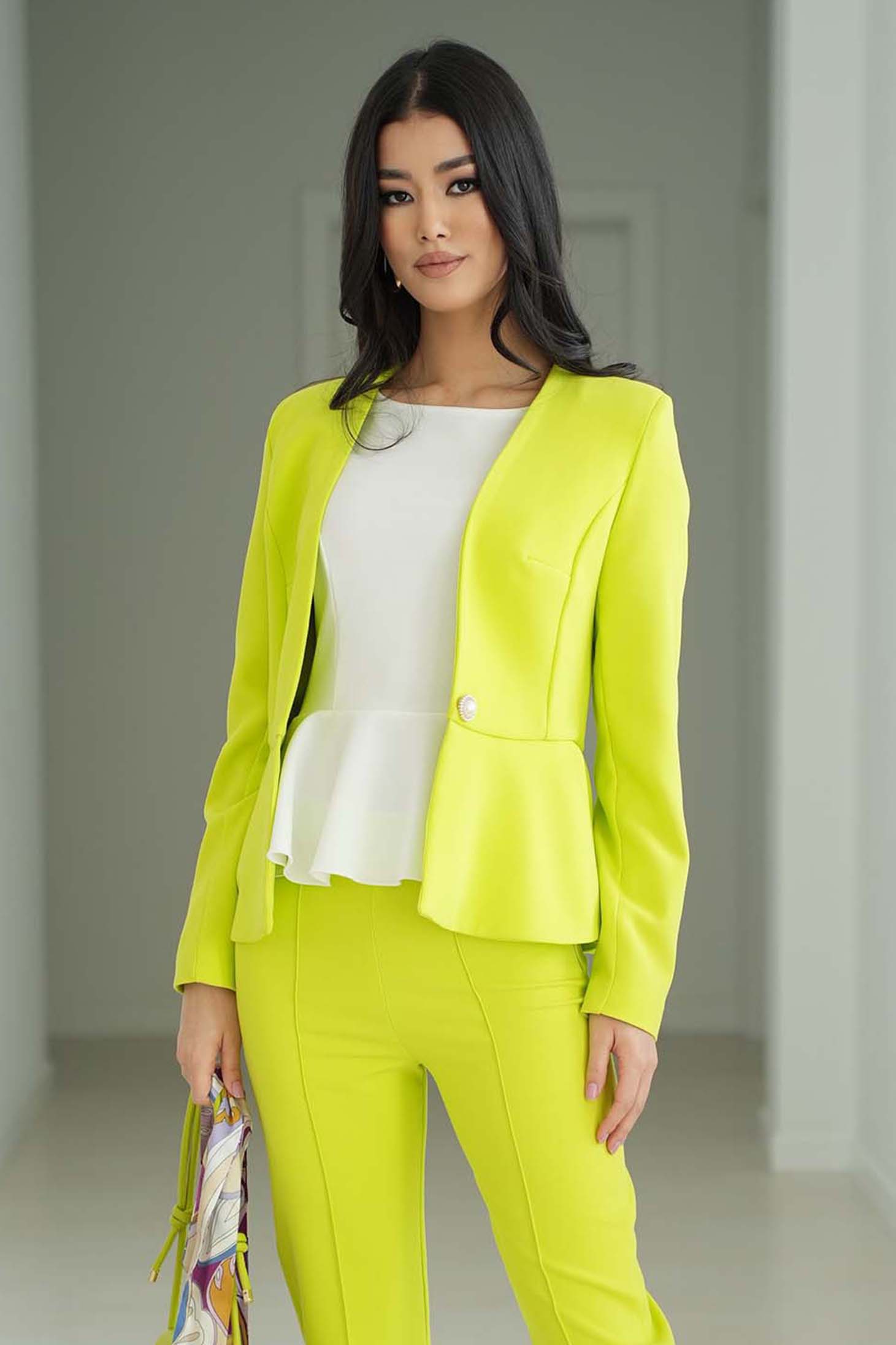 Bluza dama din crep alba mulata cu peplum si umeri bufanti - StarShinerS 1 - StarShinerS.ro