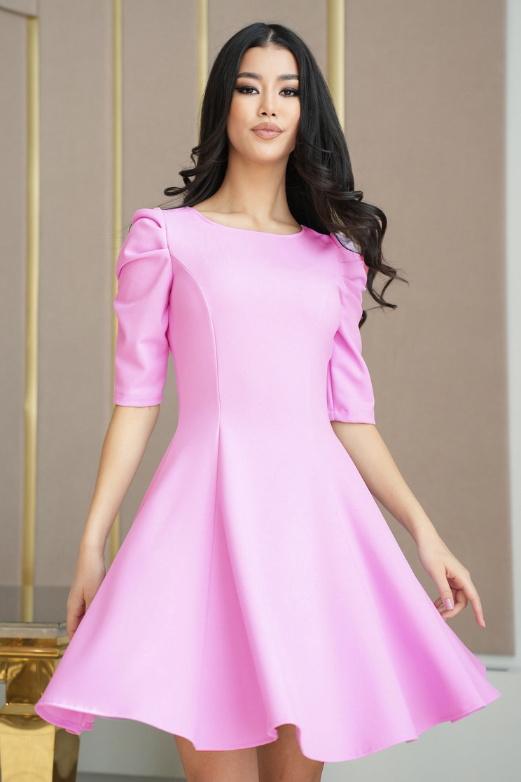 Rochie din crep roz-deschis scurta in clos cu umeri bufanti - StarShinerS 1 - StarShinerS.ro