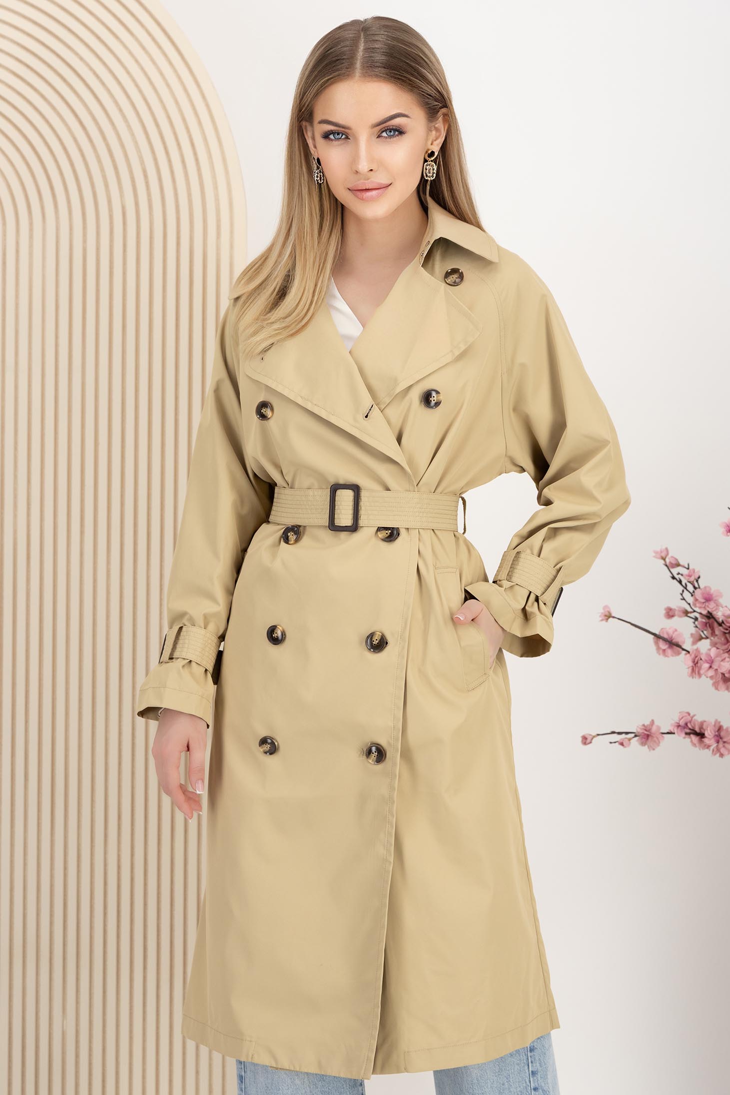 Trench lung din fas bej cu croi larg accesorizat cu cordon 1 - StarShinerS.ro