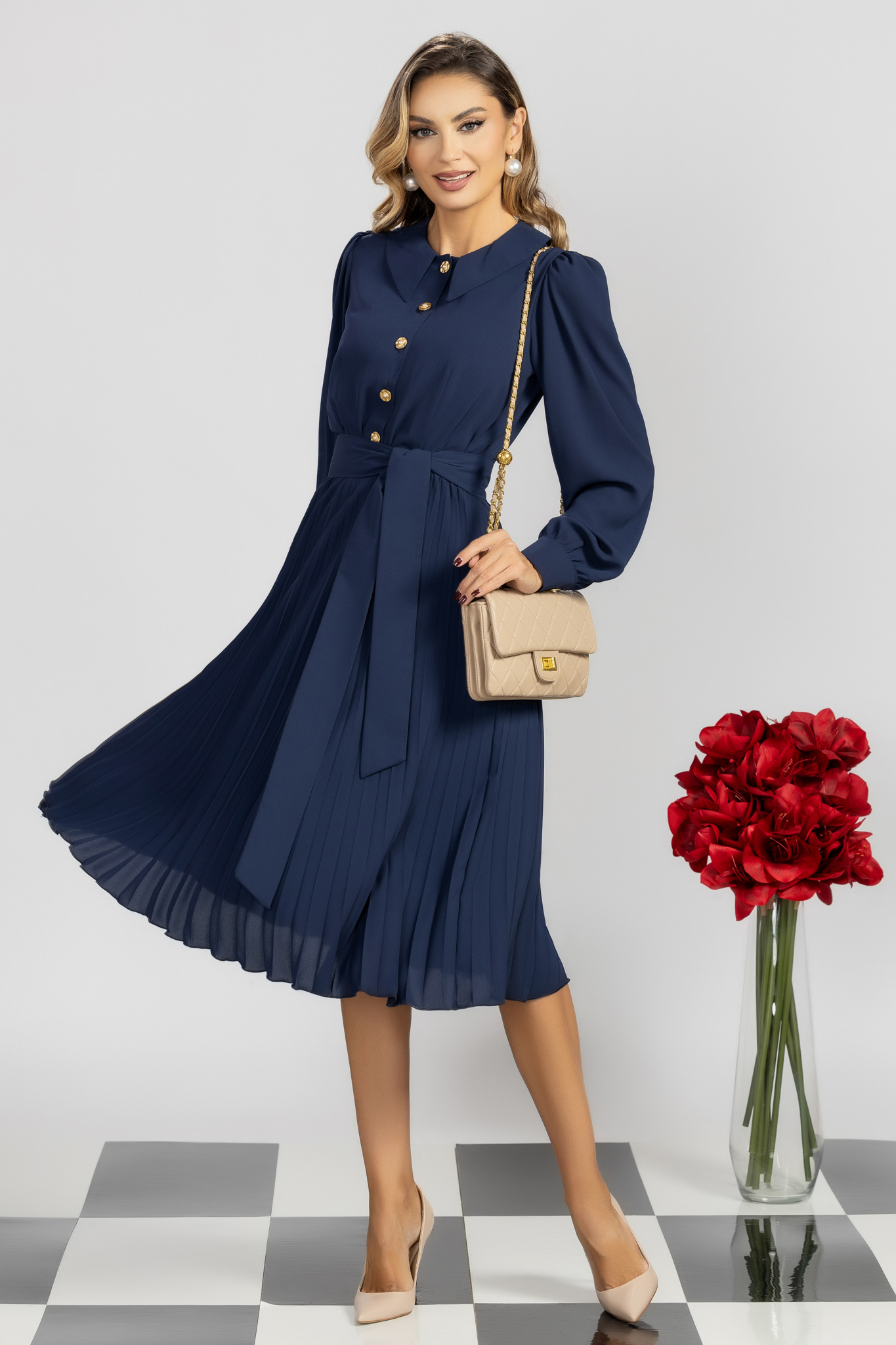 Rochie plisata din voal bleumarin midi in clos cu elastic in talie 1 - StarShinerS.ro