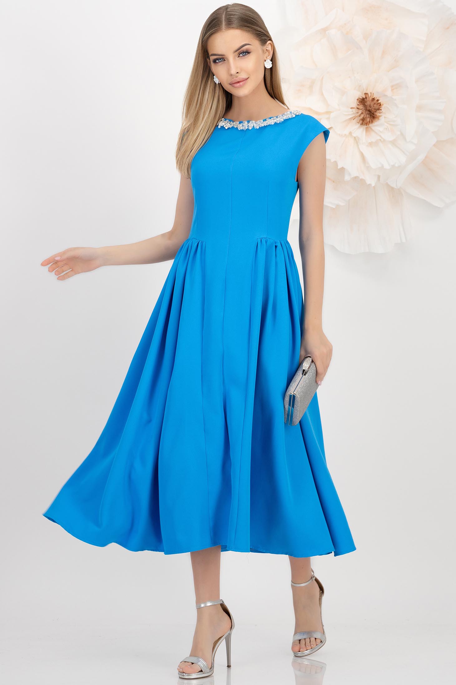 Rochie din stofa elastica albastra midi in clos cu aplicatii stralucitoare frontale - StarShinerS 1 - StarShinerS.ro