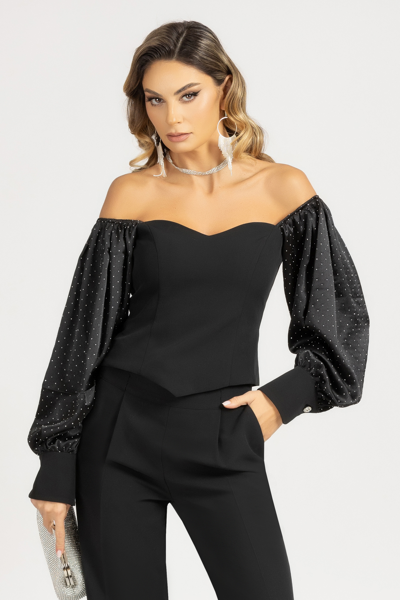 Bluza dama tip corset din stofa elastica neagra cu maneci bufante din satin cu aplicatii cu pietre strass 1 - StarShinerS.ro