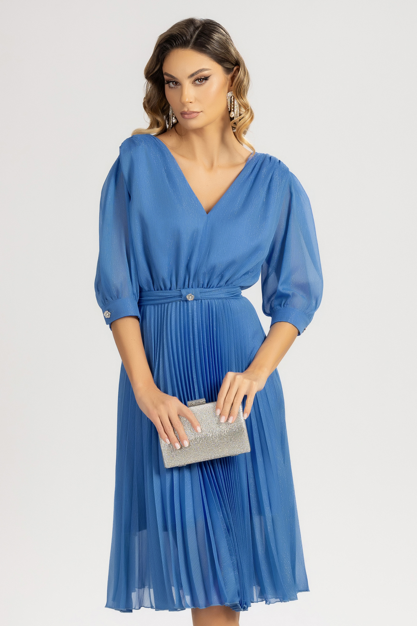 Rochie plisata din voal cu fir lurex albastru-deschis in clos cu elastic in talie si maneci bufante 1 - StarShinerS.ro