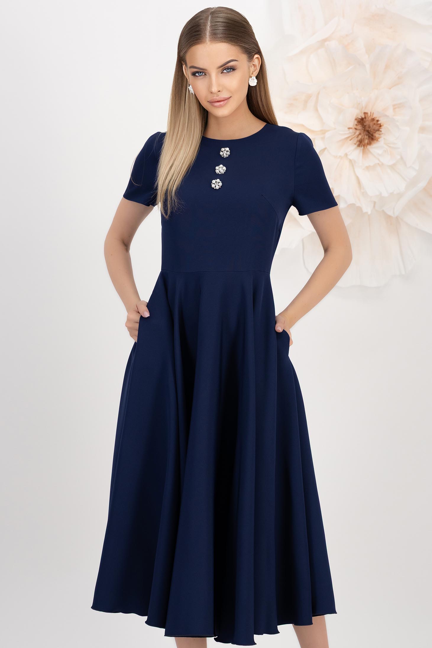 Rochie din stofa elastica bleumarin midi in clos cu nasturi decorativi si buzunare laterale - StarShinerS 1 - StarShinerS.ro
