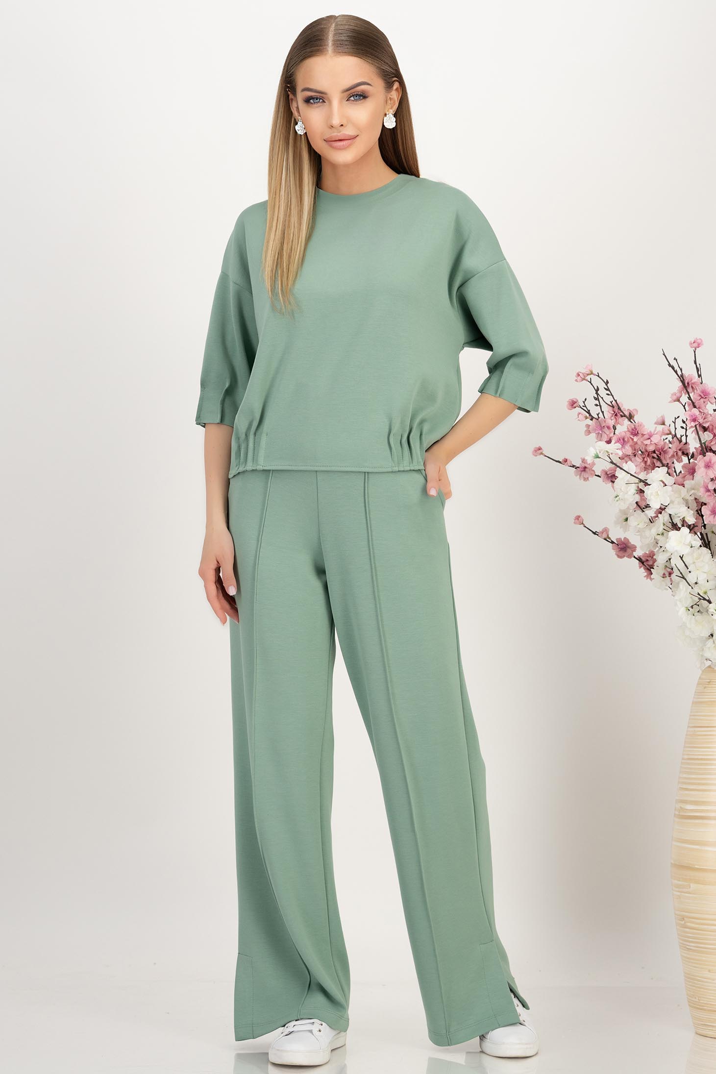 Trening din modal mint cu elastic in talie si croi evazat cu buzunare laterale 1 - StarShinerS.ro