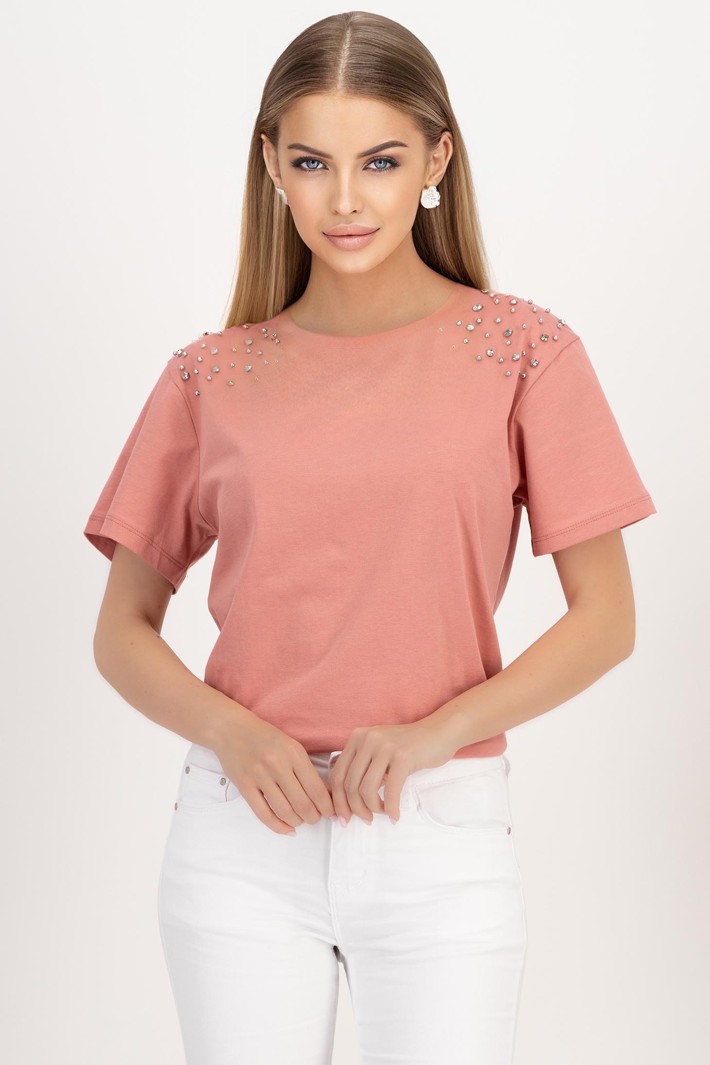 Tricou din bumbac roz pudra cu croi larg si aplicatii cu pietre strass pe umeri 1 - StarShinerS.ro