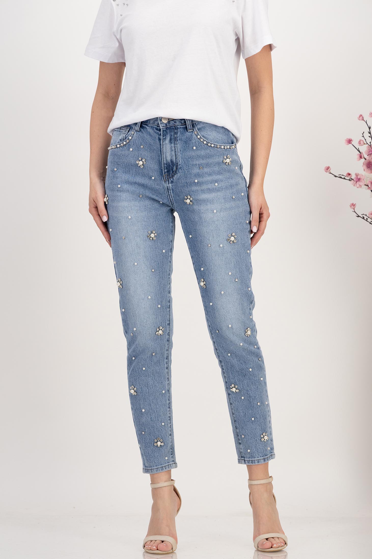 Blugi lungi MomFit albastri cu talie inalta si aplicatii stralucitoare cu perle si pietre strass 1 - StarShinerS.ro