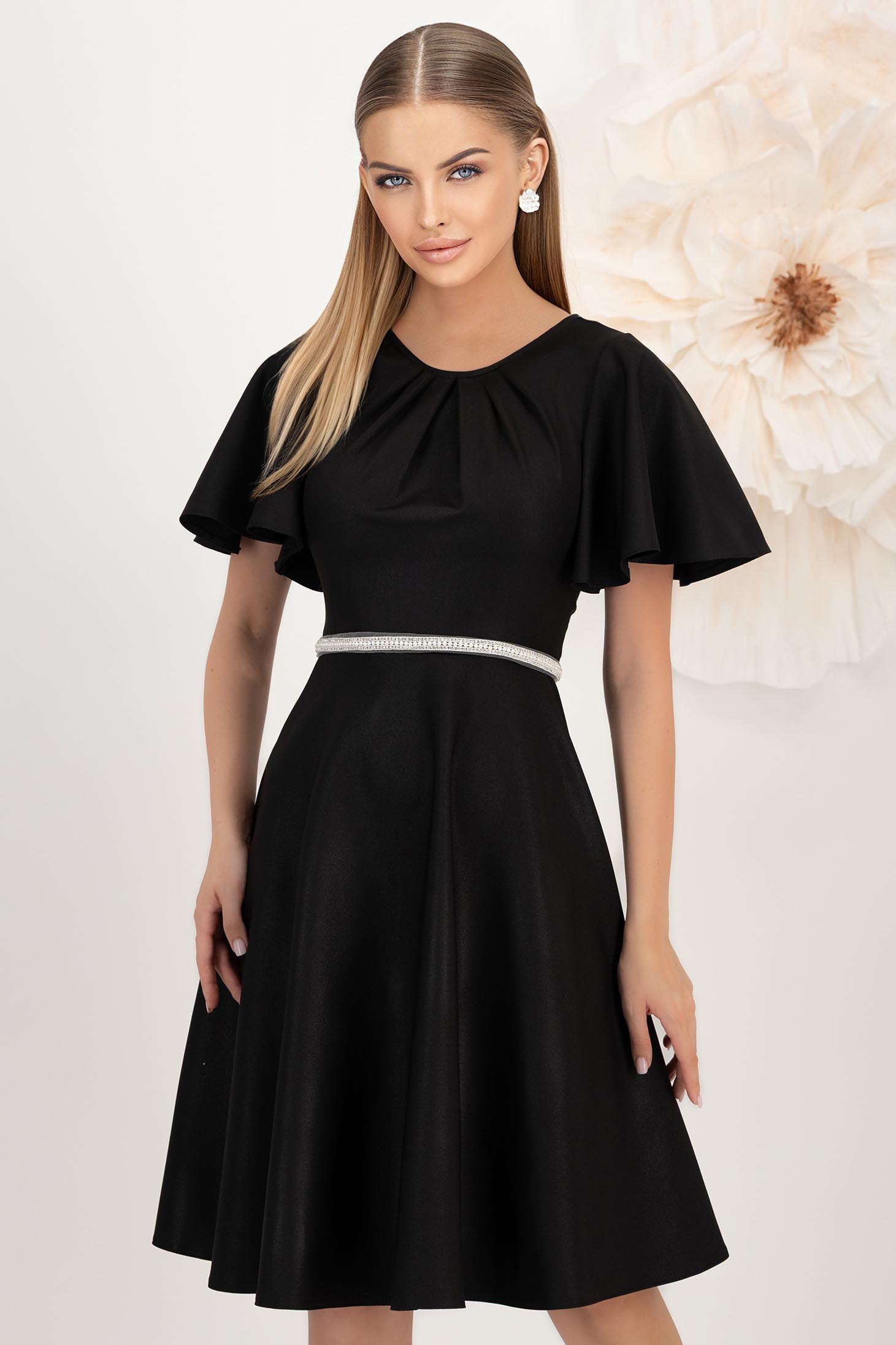 Rochie din stofa elastica cu sclipici neagra in clos pana la genunchi cu aplicatii stralucitoare pe cordon - StarShinerS 1 - StarShinerS.ro