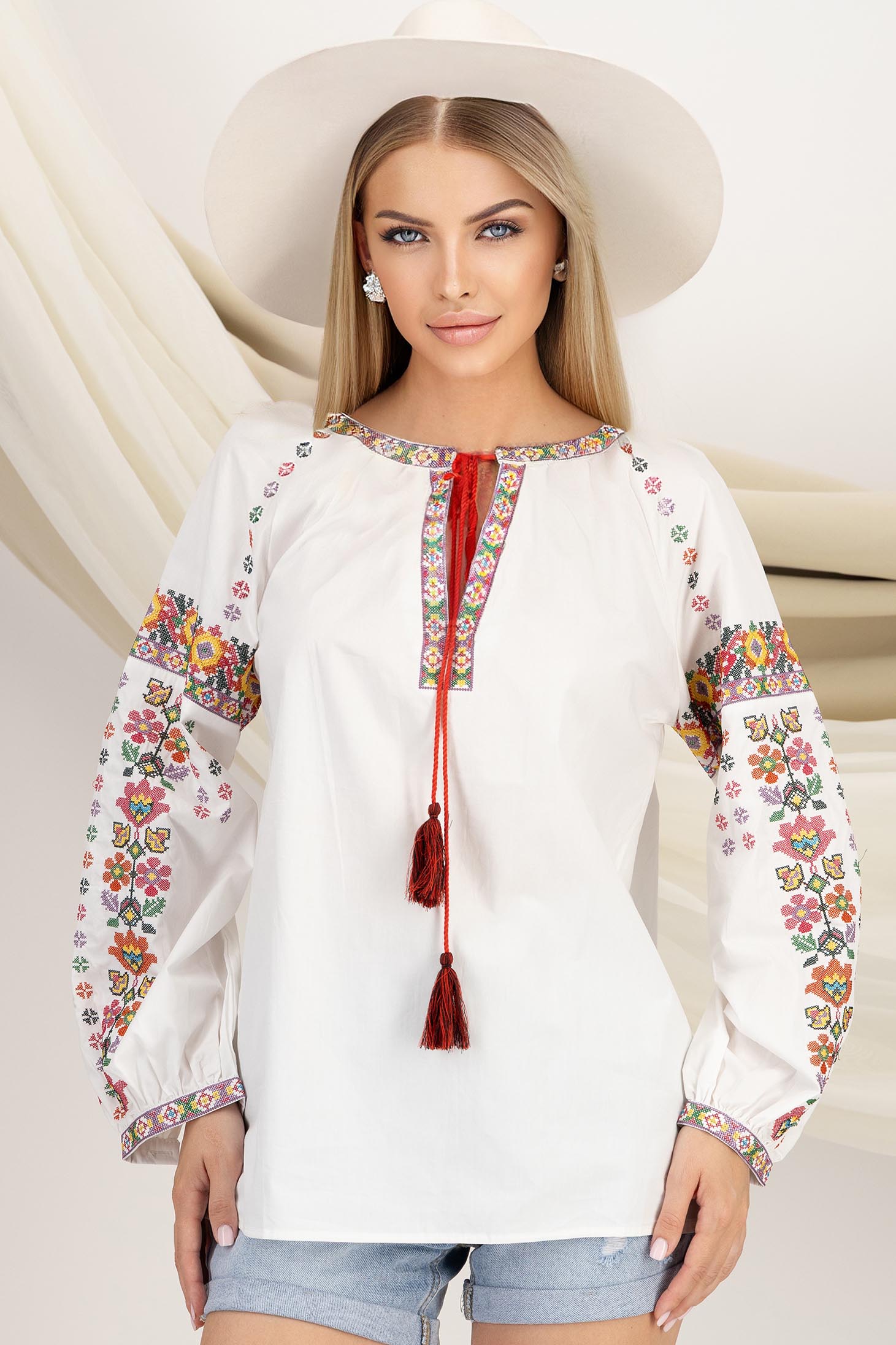 Bluza dama tip ie din bumbac alba cu croi larg si detalii brodate 1 - StarShinerS.ro